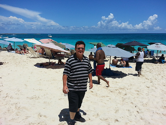Greg @ Public Beach, behind Atlantis