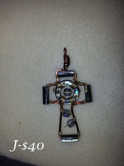 Pauwa Cross, Trinity