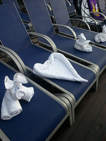 Workshop on towel folding.